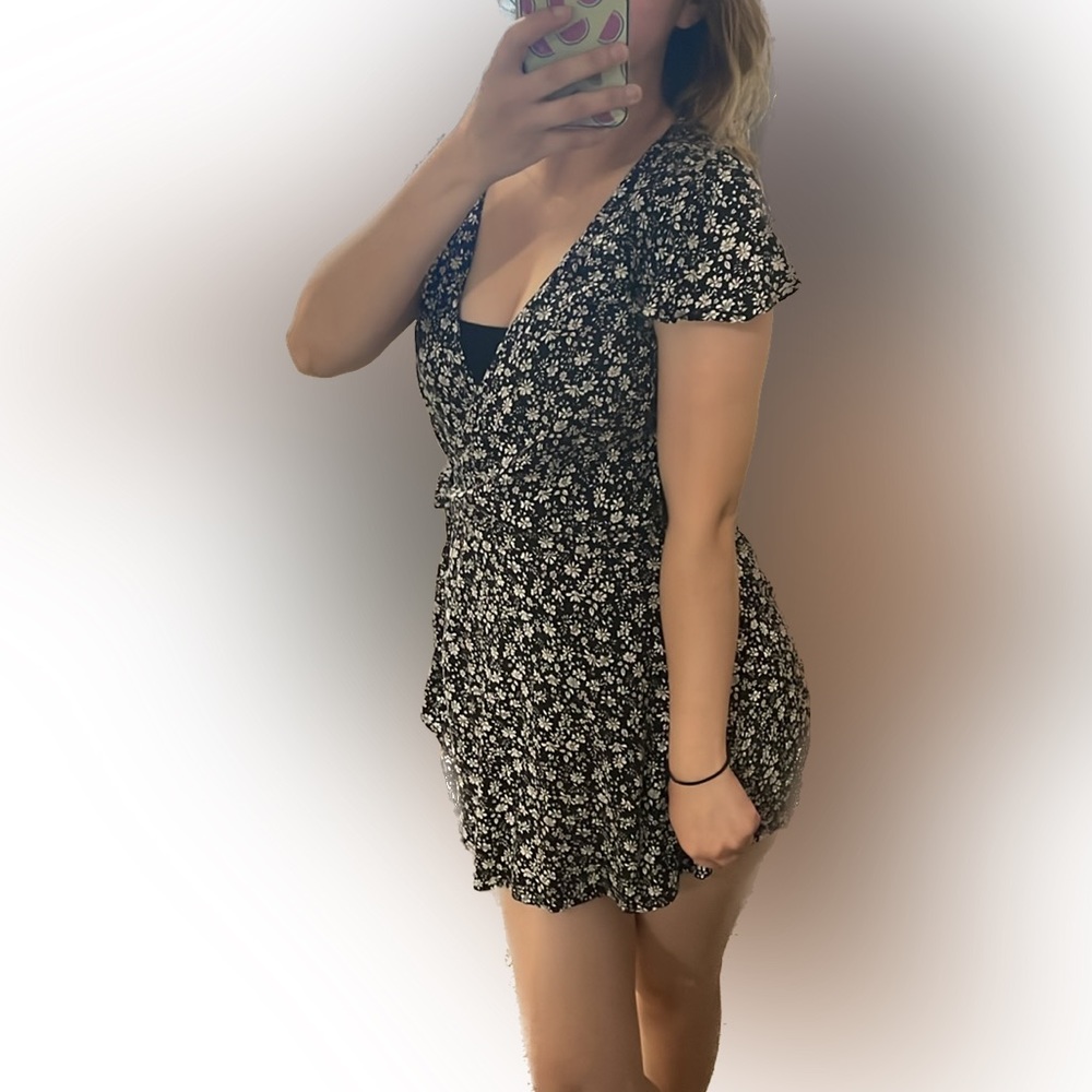 Hollister Floral Flow Romper (XS)